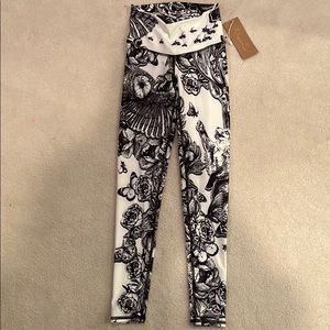 barefoot niyama soul leggings